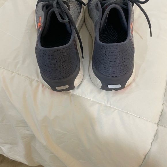 Under Armour Gray and Orange Sneakers - Picture 4 of 8